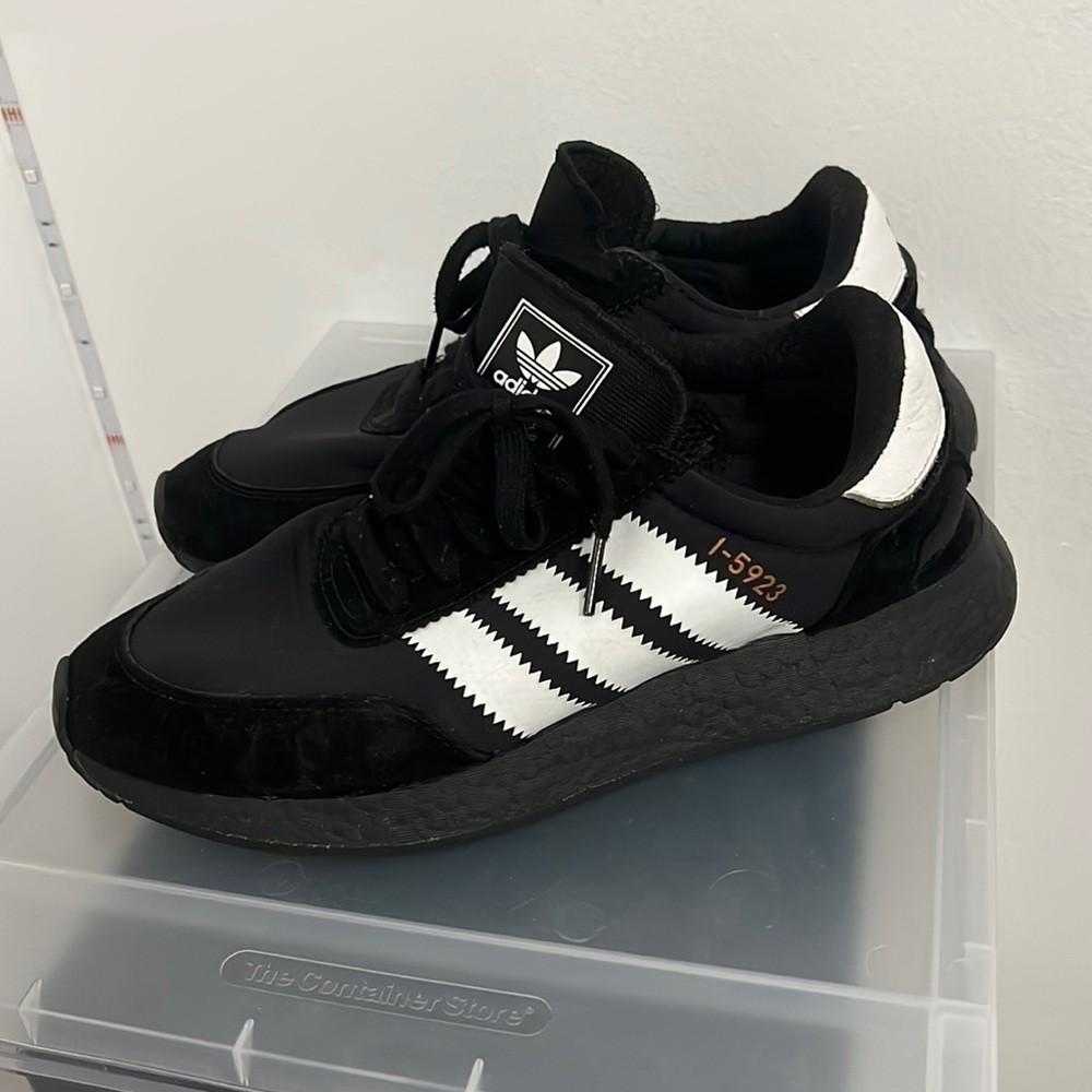 Adidas iniki boost